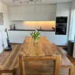 Baseliving Luxury Suite - Near Esc - Bahnhof Sbb - St Jakob