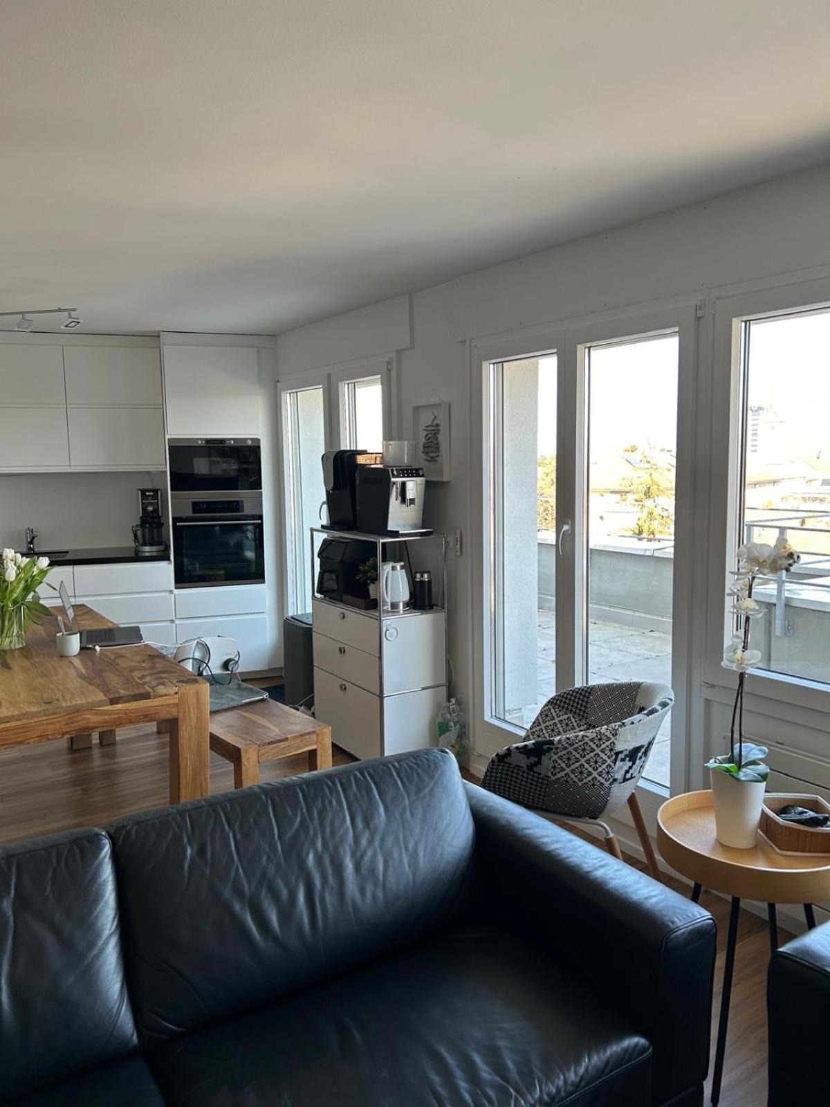 Baseliving Luxury - Near Esc - Bahnhof Sbb - St Jakob *
